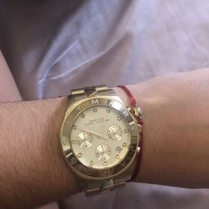 Marc Jacobs gold watch